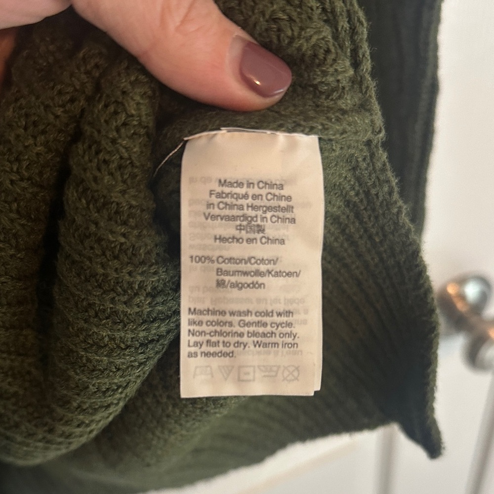 J. Crew Factory Women's Green V-Neck Sweater - Picture 3 of 4